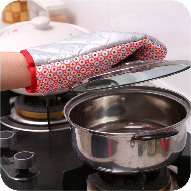 Best Kitchen Oven Gloves Set Online in Pakistan | Dailybuy.pk